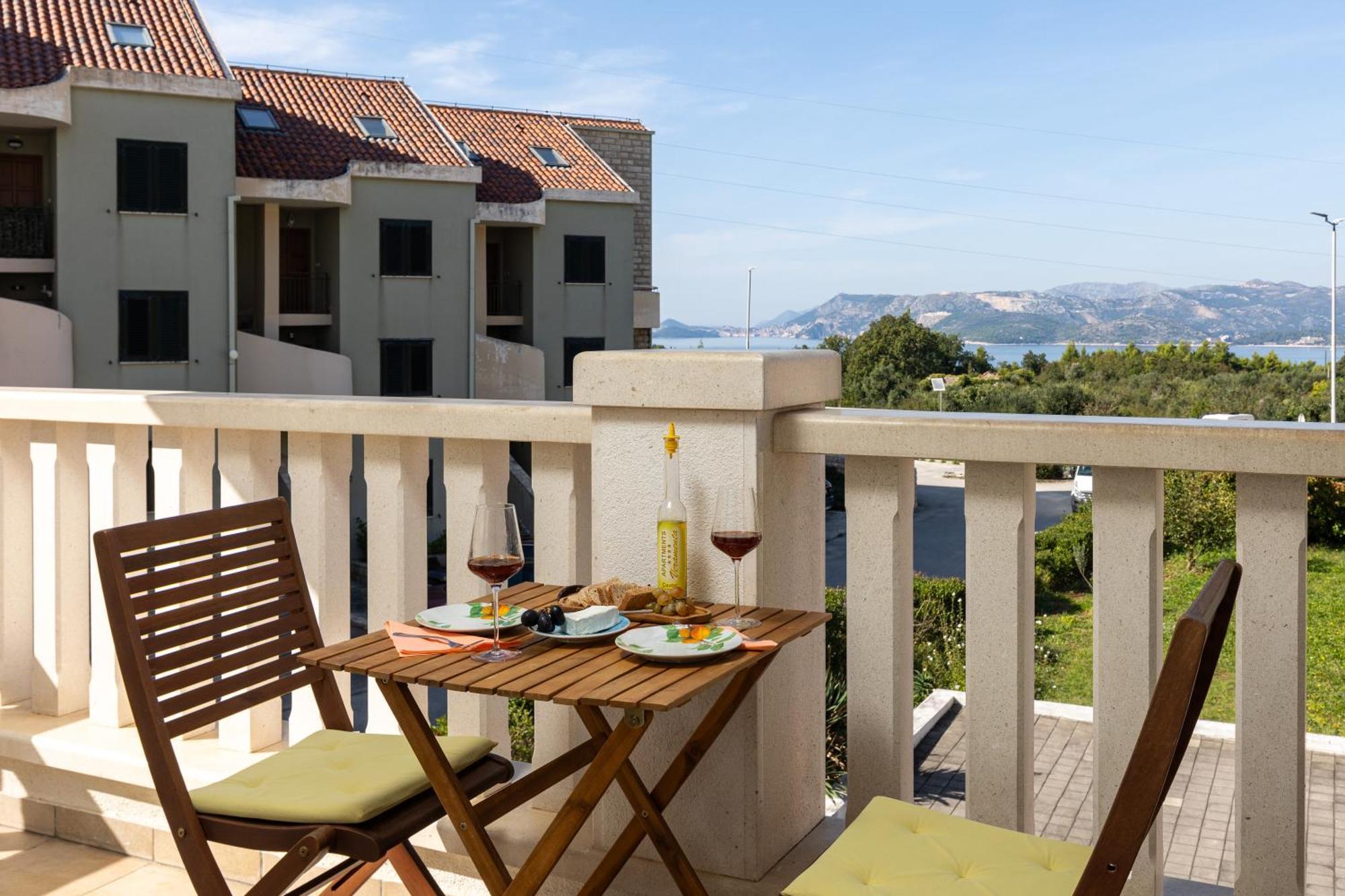 Apartments Veramenta Кавтат Екстериор снимка