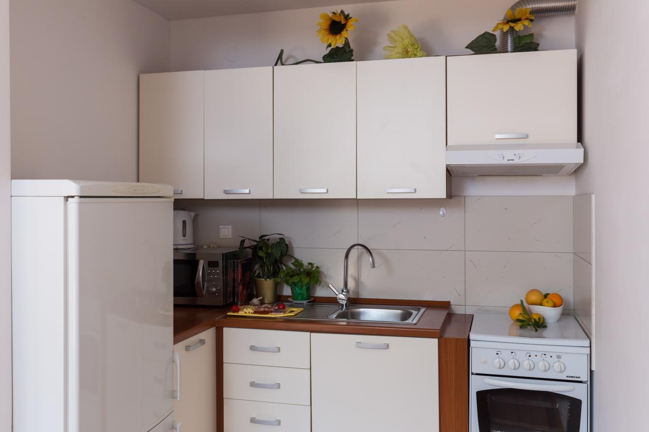 Apartments Veramenta Кавтат Екстериор снимка