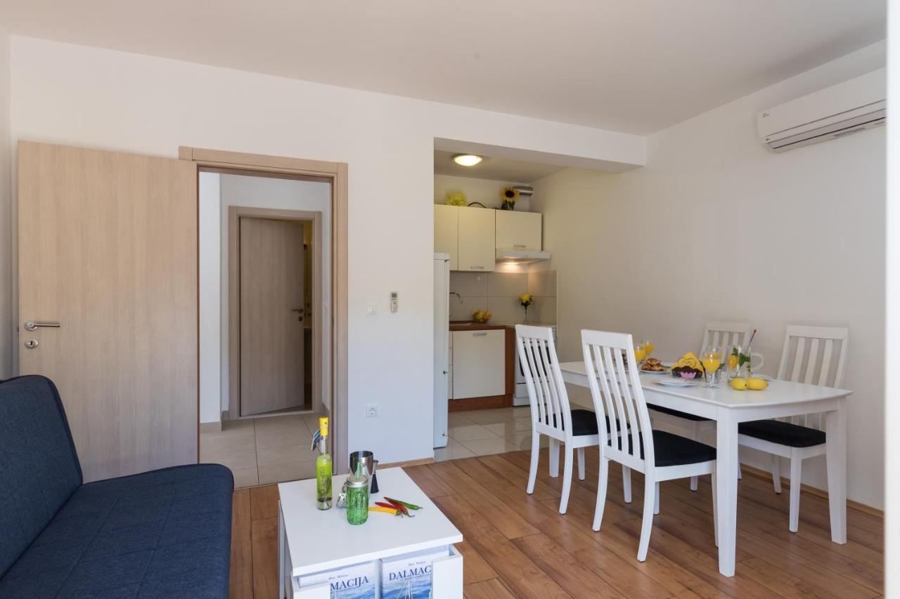 Apartments Veramenta Кавтат Екстериор снимка