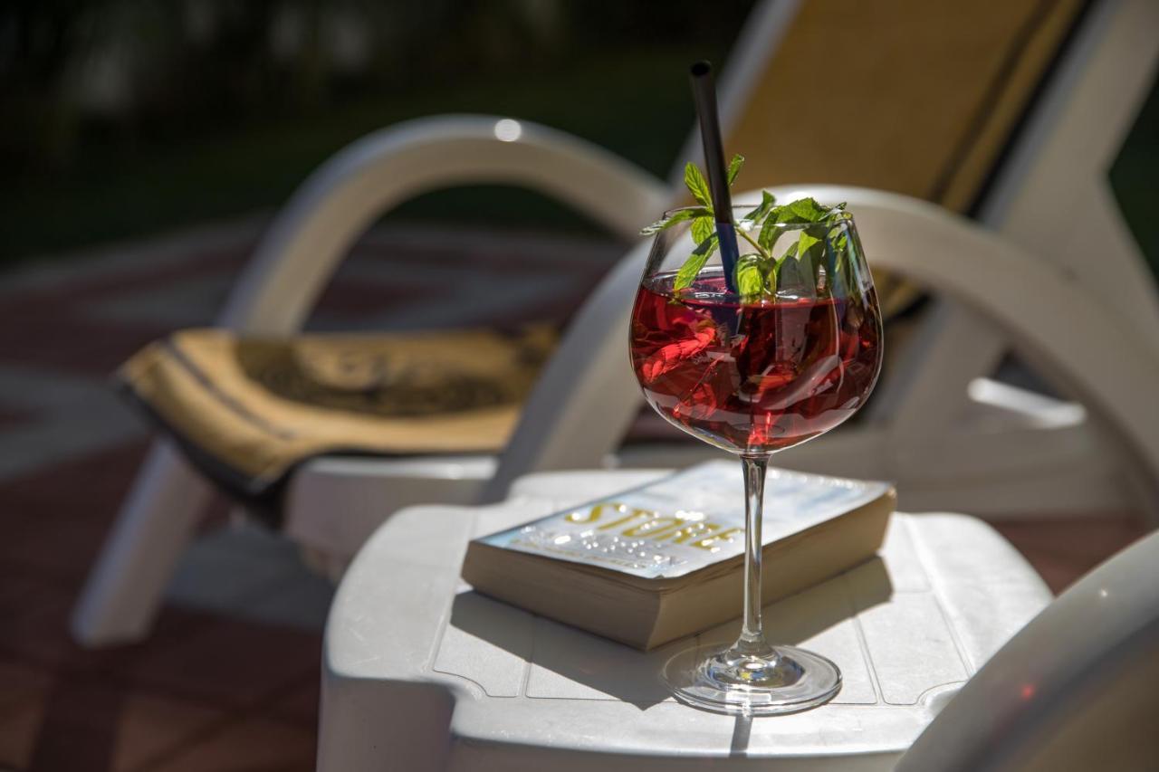 Apartments Veramenta Кавтат Екстериор снимка